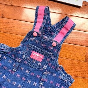 🎀 Vintage OshKosh B'gosh Pink AOP Bow Denim Overalls, Size 5